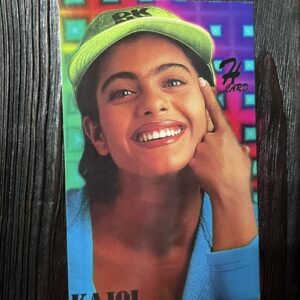 Kajol Devgn * Vintage Bollywood Postcard * (Hina) (WN)