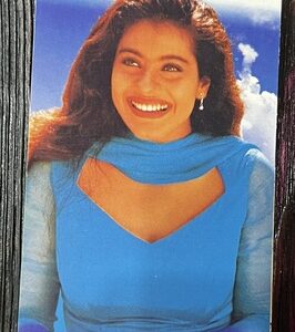 Kajol Devgn * Vintage Bollywood Postcard * (Pooran) (7052)