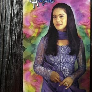 Kajol Devgn * Vintage Bollywood Postcard * (kING) (WN)