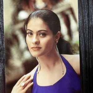 Kajol Devgn * Vintage Bollywood Postcard * (US) (WN)