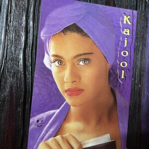 Kajol Devgn * Vintage Bollywood Postcard * (US) (WN)