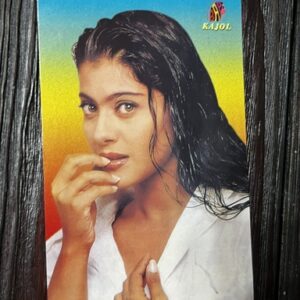 Kajol Devgn * Vintage Bollywood Postcard * (BAP) (WN)