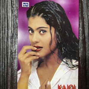 Kajol Devgn * Vintage Bollywood Postcard * (NAA) (WN)