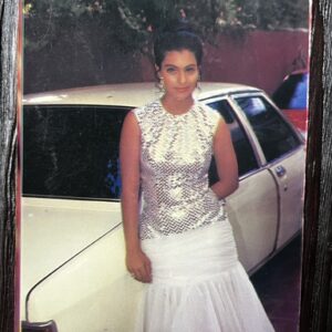 Kajol Devgn * Vintage Bollywood Postcard * (NAA) (WN)