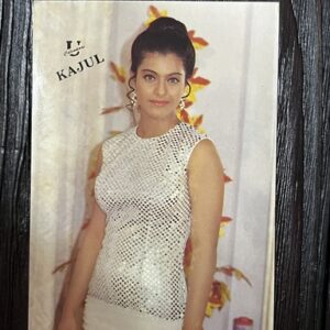 Kajol Devgn * Vintage Bollywood Postcard * (US) (WN)