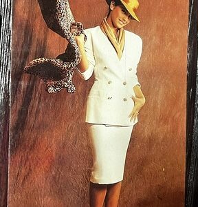 Kajol Devgn * Vintage Bollywood Postcard * (US) (WN)