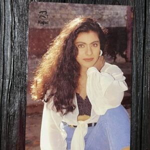 Kajol Devgn * Vintage Bollywood Postcard * (Ruby) (WN)
