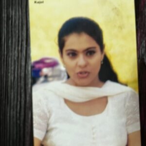 Kajol Devgn * Vintage Bollywood Postcard * (NAA) (WN)