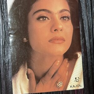 Kajol Devgn * Vintage Bollywood Postcard * (US) (WN)