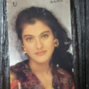 Kajol Devgn * Vintage Bollywood Postcard * (US) (WN)
