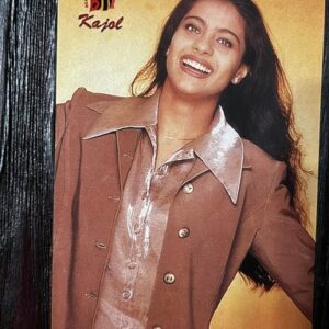Kajol Devgn * Vintage Bollywood Postcard * (BAP) (WN)