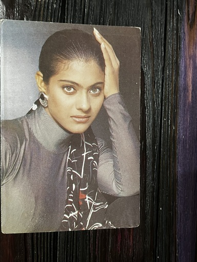 Kajol Devgn * Vintage Bollywood Postcard * (ZEE) (WN)