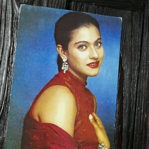 Kajol Devgn * Vintage Bollywood Postcard * (Parsdise) (WN)