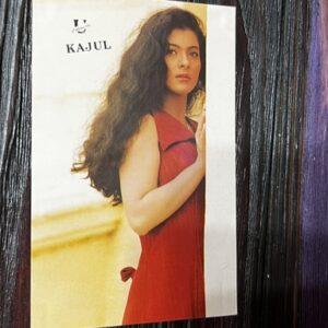 Kajol Devgn * Vintage Bollywood Postcard * (US) (WN)