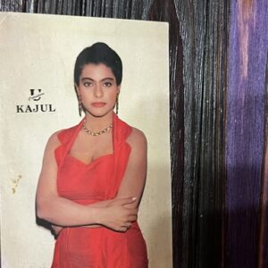 Kajol Devgn * Vintage Bollywood Postcard * (US) (WN)