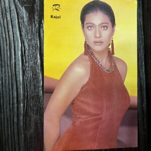 Kajol Devgn * Vintage Bollywood Postcard * (Ruby) (WN)
