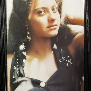 Kajol Devgn * Vintage Bollywood Postcard * (US) (WN)