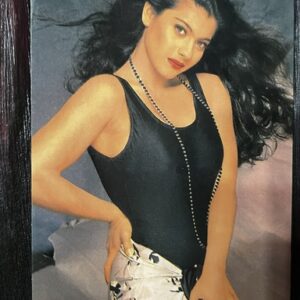Kajol Devgn * Vintage Bollywood Postcard * (PC) (1646)