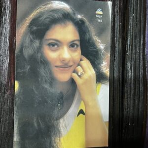 Kajol Devgn * Vintage Bollywood Postcard * (NAA) (1163)