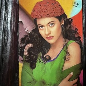 Kajol Devgn * Vintage Bollywood Postcard * (US) (WN)