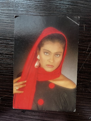 Kajol Devgn * Vintage Bollywood Postcard * (Jain) (WN)