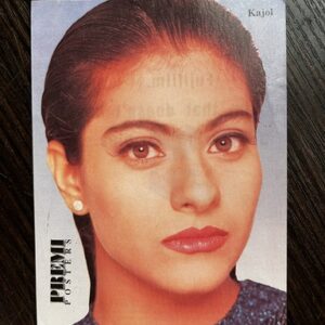 Kajol Devgn * Vintage Bollywood Postcard * (PP) (WN)