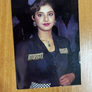 Divya Bharati* Vintage Bollywood Postcard * (PS) (PC-2016)