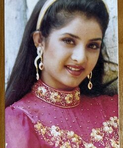 Divya Bharti* Vintage Bollywood Postcard * (NP) (1967)