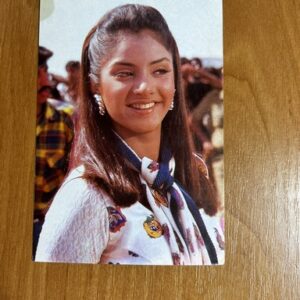 Divya Bharti* Vintage Bollywood Postcard * (RUBY) (1480)
