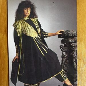 Pooja Bhaat  * Vintage Bollywood Postcard * (RS) (1500)