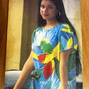 Neelam Kothari * Vintage Bollywood Postcard * (RC) (PC-720)
