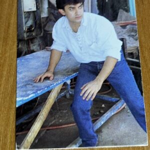 Aamir Khan * Vintage Bollywood Postcard * (jAIN) (10384)