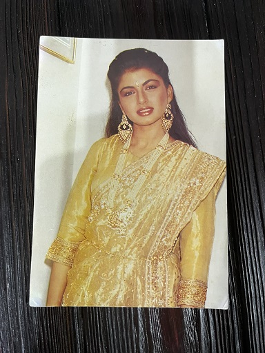 Bhagyashree Patwardhan * Vintage Bollywood Postcard * (Dawn) (WN)