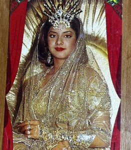 Divya Bharti* Vintage Bollywood Postcard * (Paradise) (WN)
